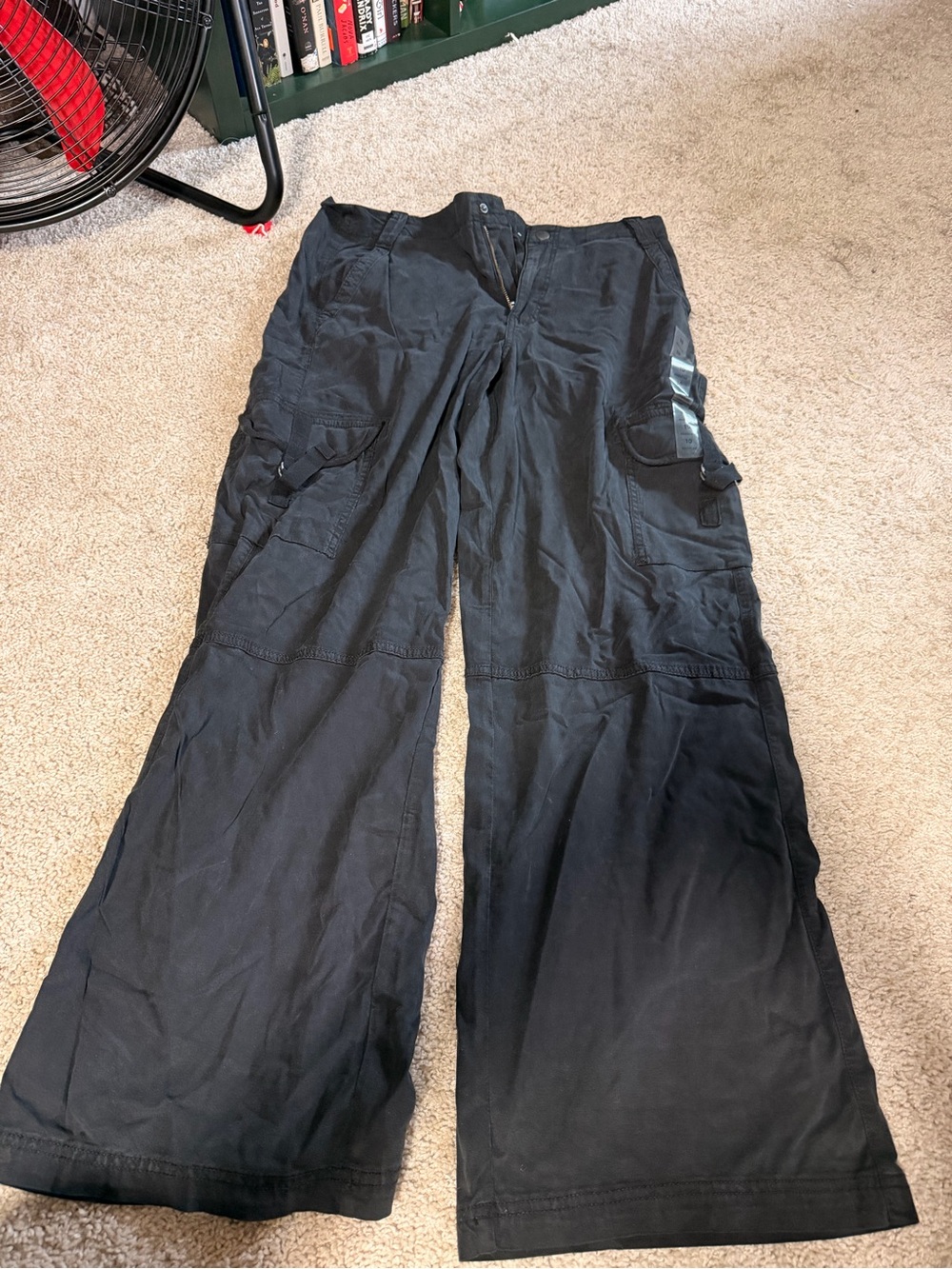American Eagle Outfitters Black High Rise Wide Leg Cargo Pants NWOT